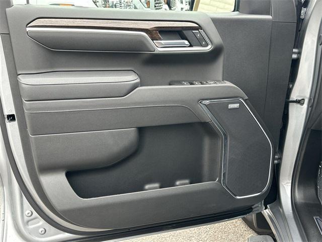 new 2025 GMC Sierra 1500 car, priced at $58,897