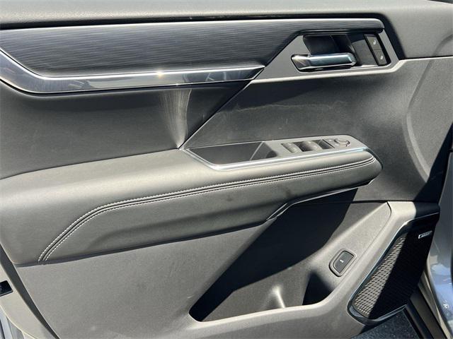 new 2025 GMC Acadia car, priced at $46,594