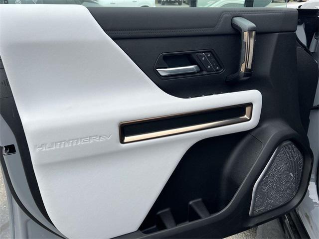 new 2025 GMC HUMMER EV SUV car, priced at $90,026