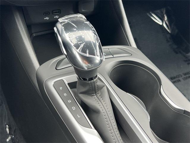 new 2025 Buick Envista car, priced at $22,201