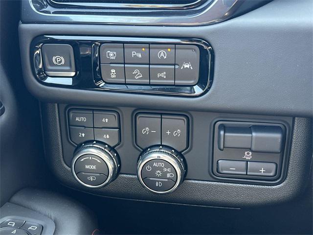 new 2025 GMC Yukon XL car, priced at $103,444