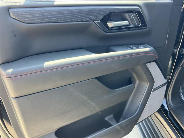 new 2025 GMC Yukon XL car, priced at $103,444