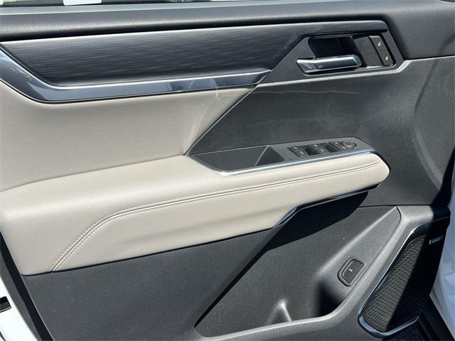 new 2025 GMC Acadia car, priced at $43,601