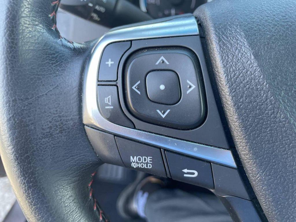 used 2015 Toyota Camry Hybrid car, priced at $13,999