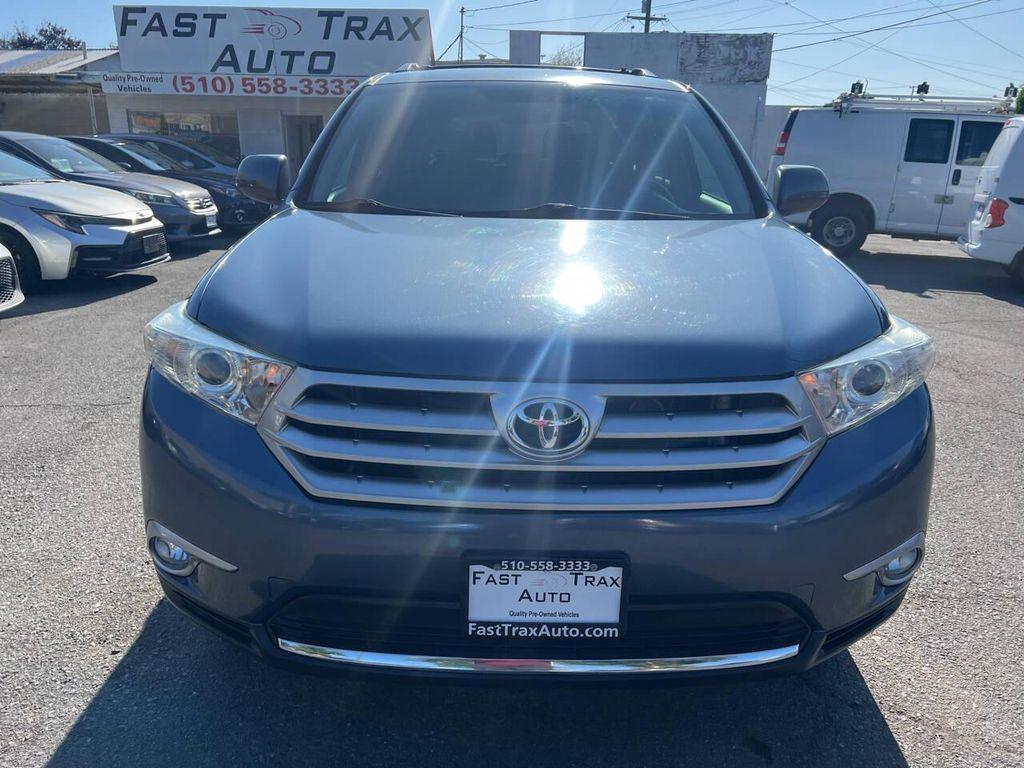 used 2013 Toyota Highlander car, priced at $13,495
