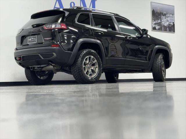 used 2020 Jeep Cherokee car, priced at $18,995