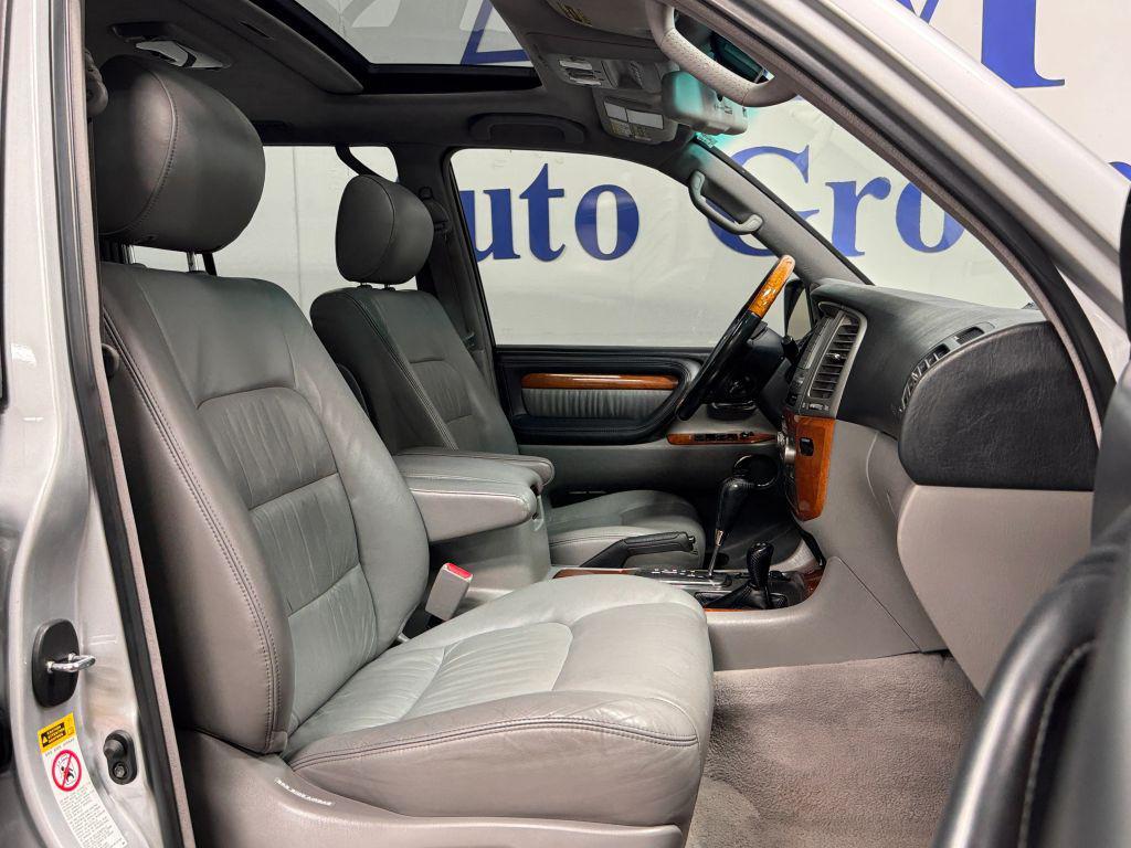 used 2007 Lexus LX 470 car, priced at $33,995