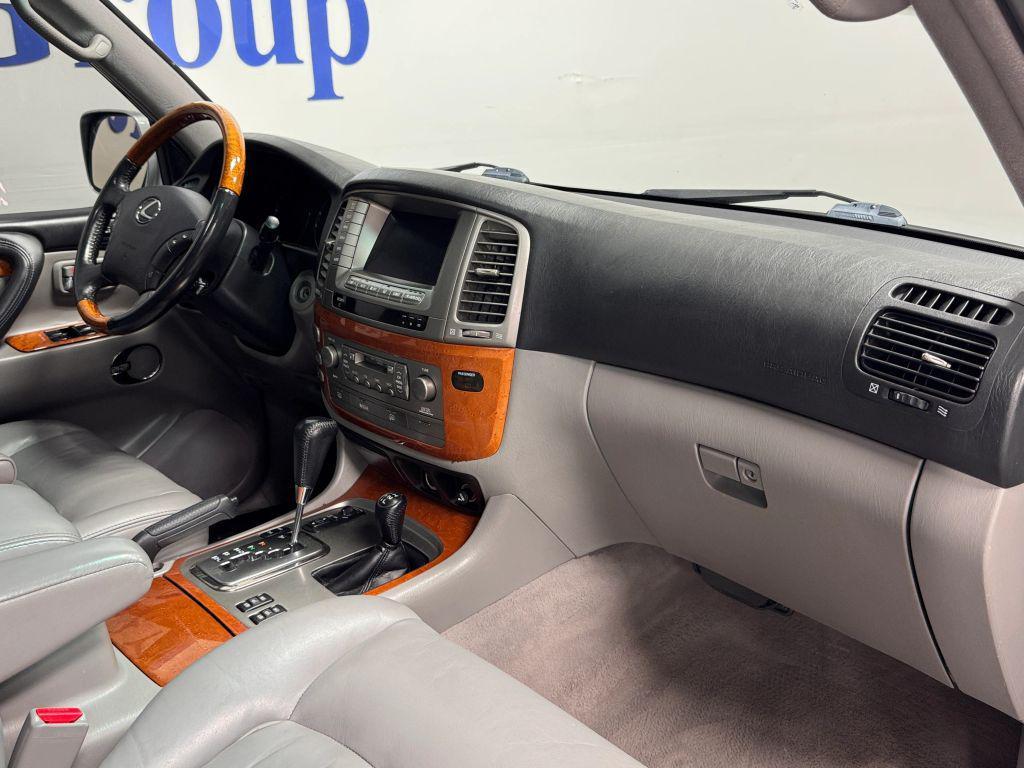 used 2007 Lexus LX 470 car, priced at $33,995