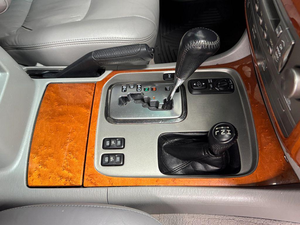 used 2007 Lexus LX 470 car, priced at $33,995