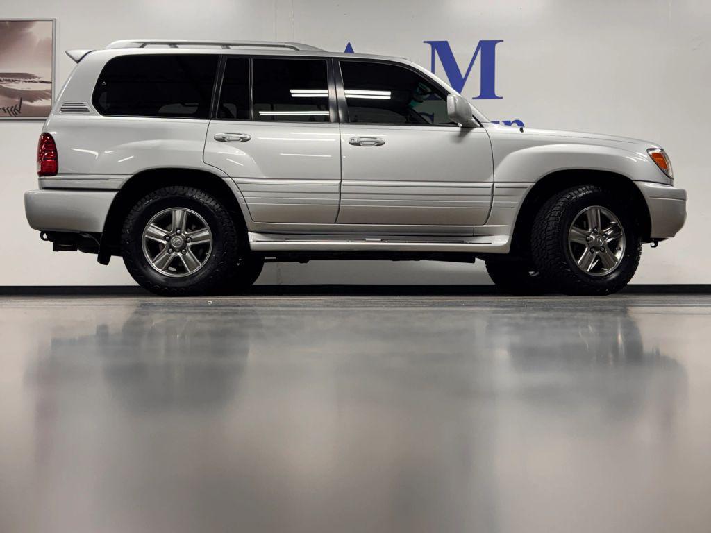 used 2007 Lexus LX 470 car, priced at $33,995