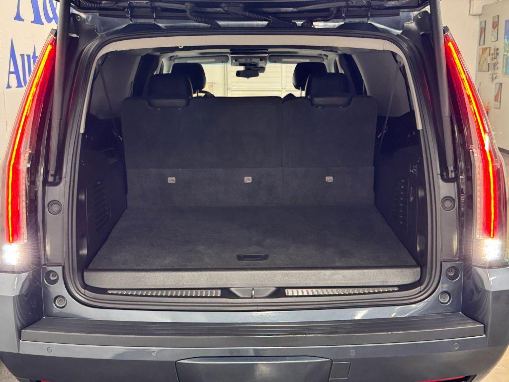 used 2019 Cadillac Escalade ESV car, priced at $38,995