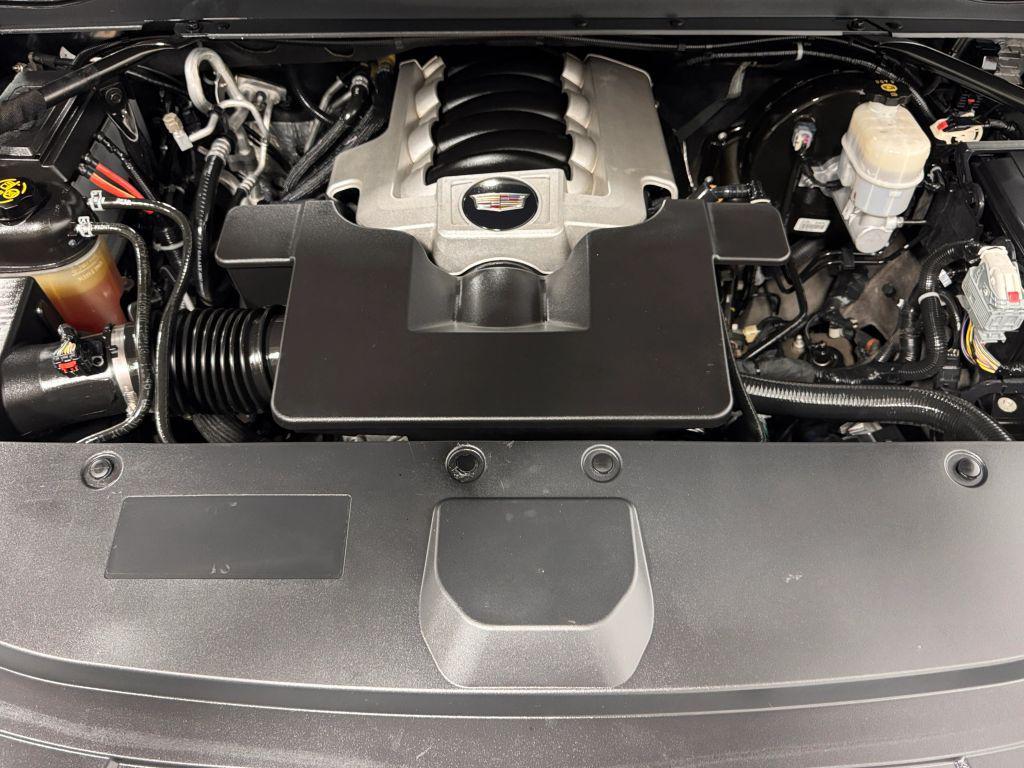 used 2019 Cadillac Escalade ESV car, priced at $38,995
