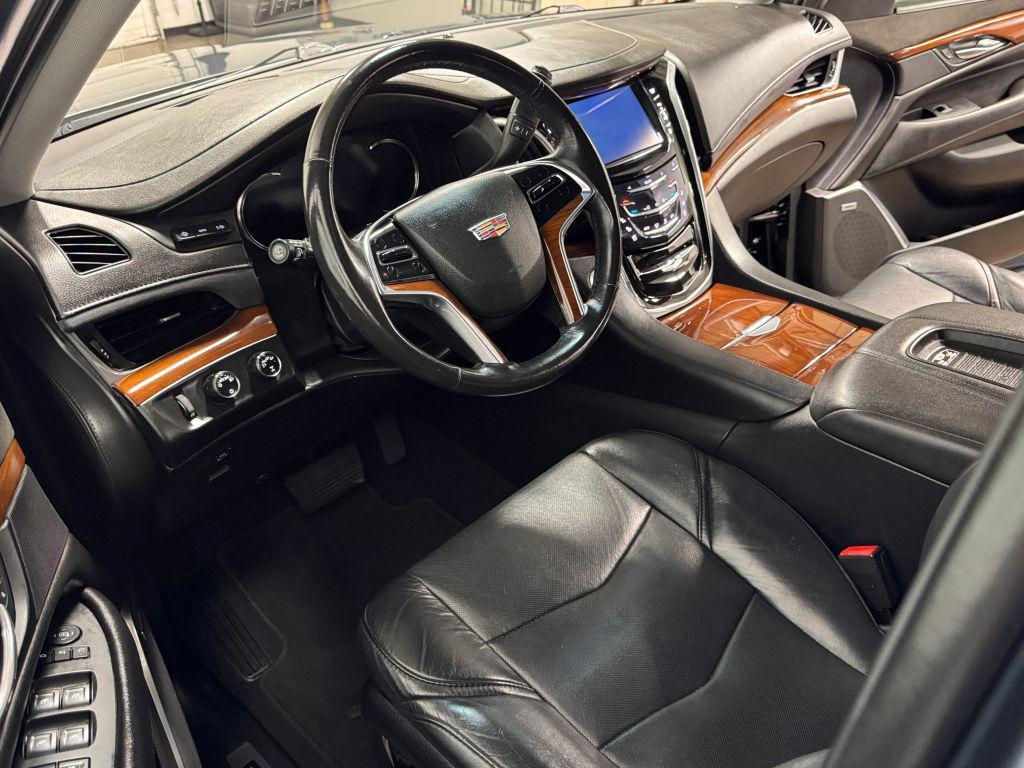 used 2019 Cadillac Escalade ESV car, priced at $38,995