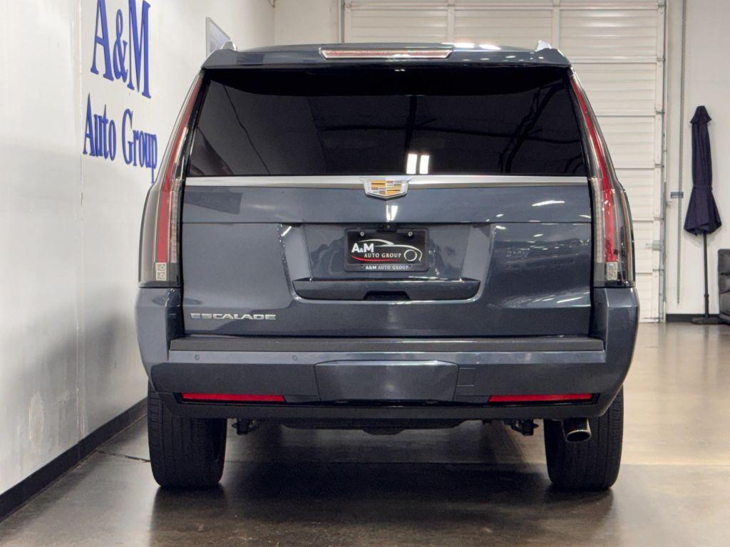 used 2019 Cadillac Escalade ESV car, priced at $38,995