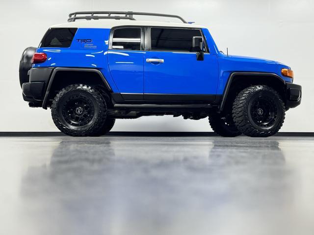 used 2007 Toyota FJ Cruiser car, priced at $26,995