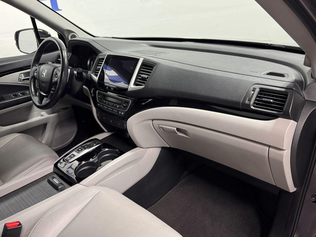 used 2017 Honda Pilot car, priced at $26,995