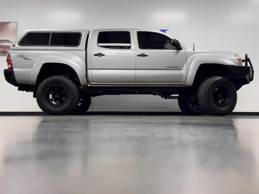 used 2006 Toyota Tacoma car, priced at $17,995