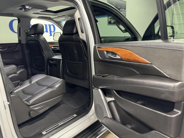 used 2016 Cadillac Escalade ESV car, priced at $38,995