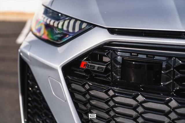 used 2023 Audi RS 6 Avant car