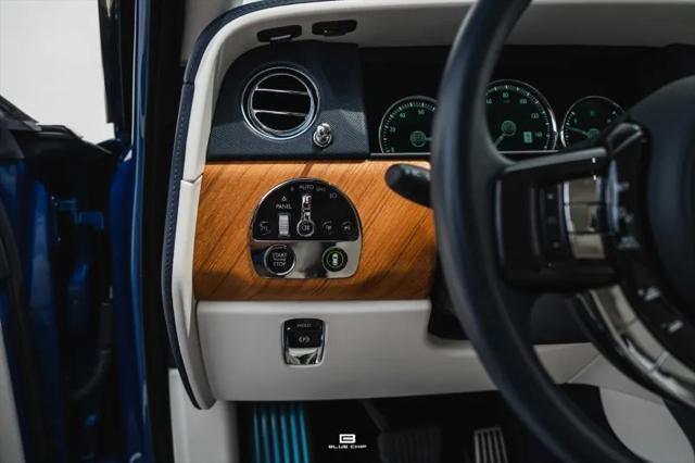 used 2022 Rolls-Royce Cullinan car, priced at $319,999
