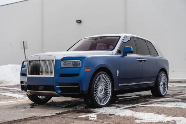 used 2022 Rolls-Royce Cullinan car, priced at $319,999