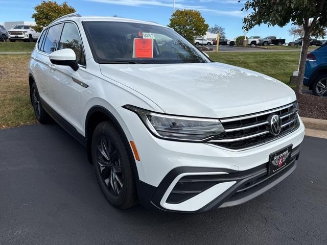 new 2024 Volkswagen Tiguan car, priced at $32,947