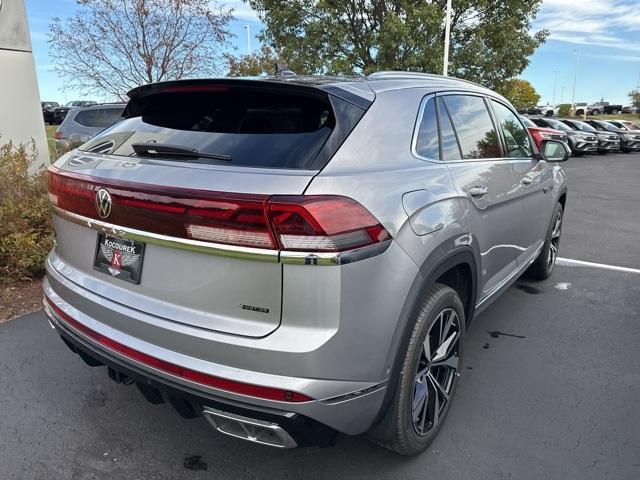 new 2024 Volkswagen Atlas Cross Sport car, priced at $50,247