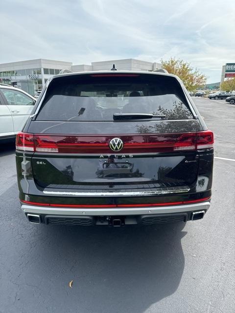 new 2024 Volkswagen Atlas car, priced at $49,546