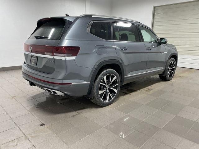 new 2025 Volkswagen Atlas car, priced at $53,199