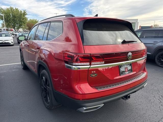 new 2024 Volkswagen Atlas car, priced at $43,509