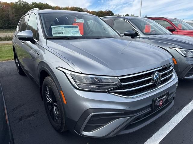 new 2024 Volkswagen Tiguan car, priced at $32,947