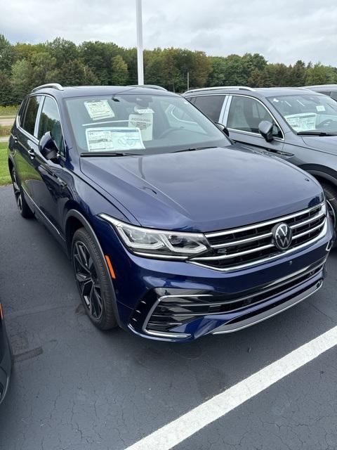 new 2024 Volkswagen Tiguan car, priced at $38,214