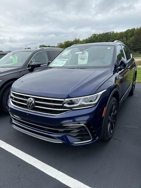 new 2024 Volkswagen Tiguan car, priced at $38,214