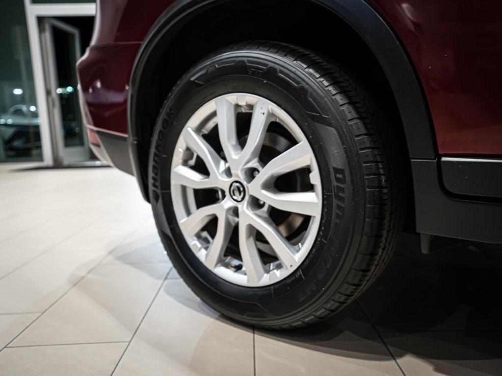 used 2018 Nissan Rogue car, priced at $15,900