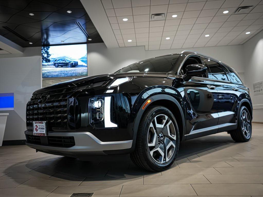 used 2023 Hyundai Palisade car, priced at $33,000