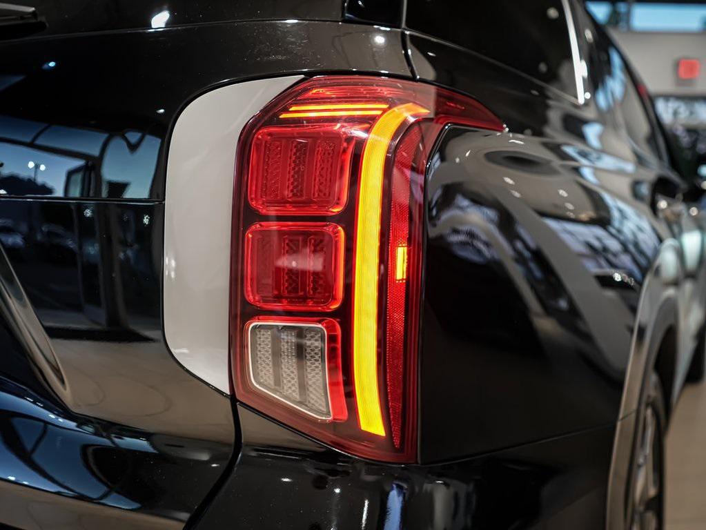 used 2023 Hyundai Palisade car, priced at $33,000