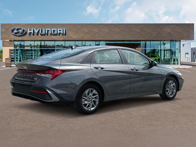 new 2025 Hyundai ELANTRA HEV car, priced at $25,795