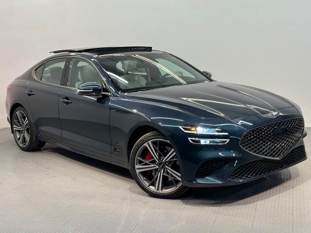 new 2024 Genesis G70 car