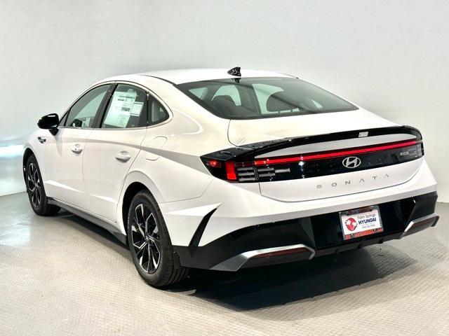 new 2024 Hyundai Sonata car, priced at $29,675