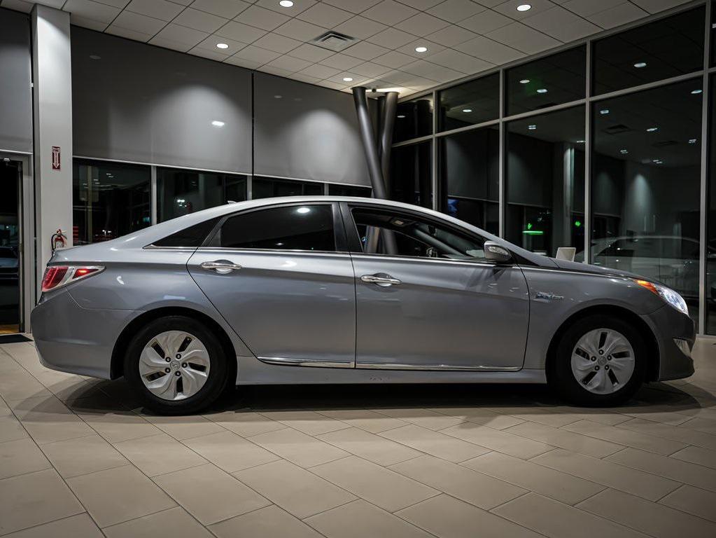 used 2015 Hyundai Sonata Hybrid car, priced at $7,950