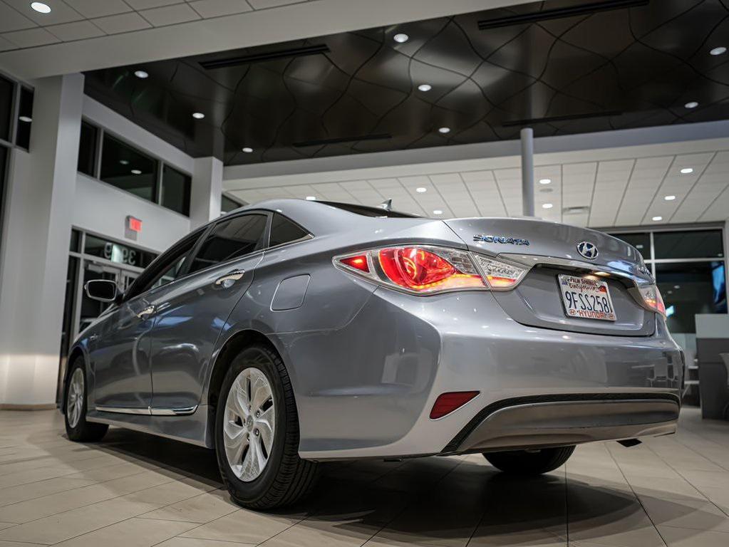 used 2015 Hyundai Sonata Hybrid car, priced at $7,950