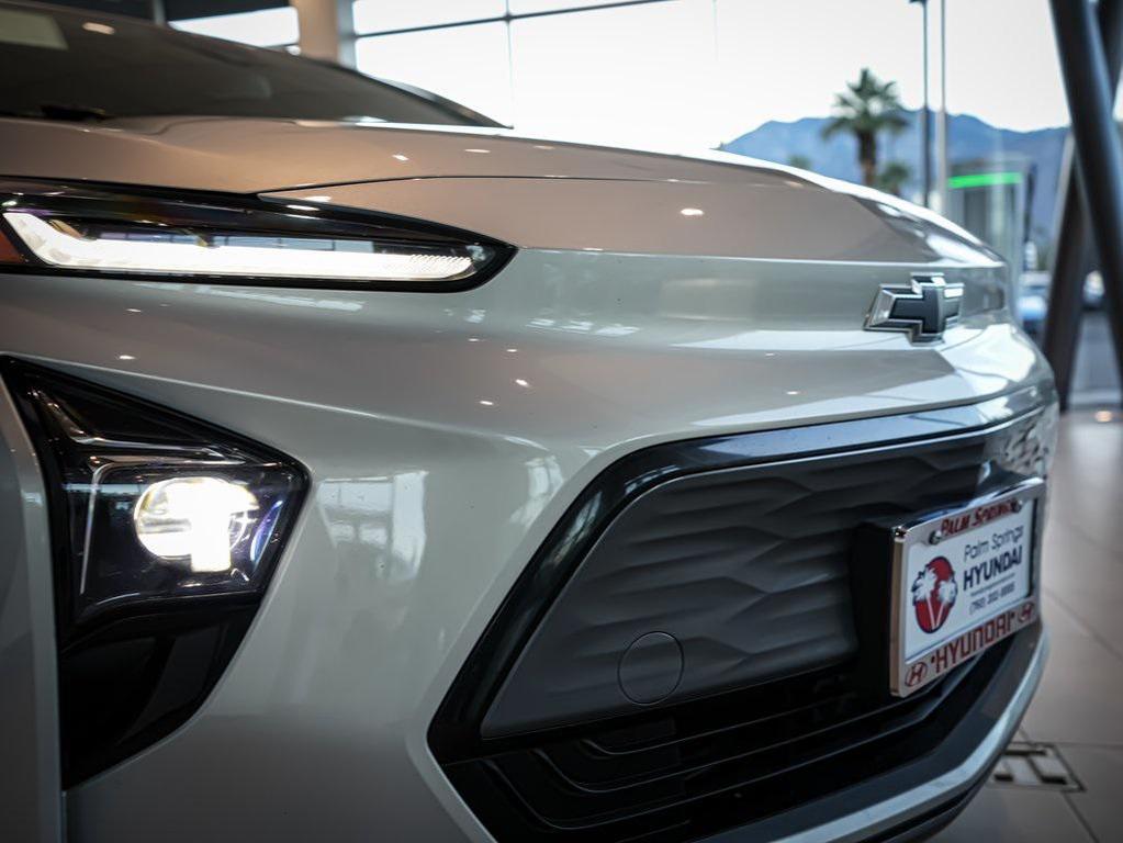 used 2023 Chevrolet Bolt EUV car, priced at $20,000