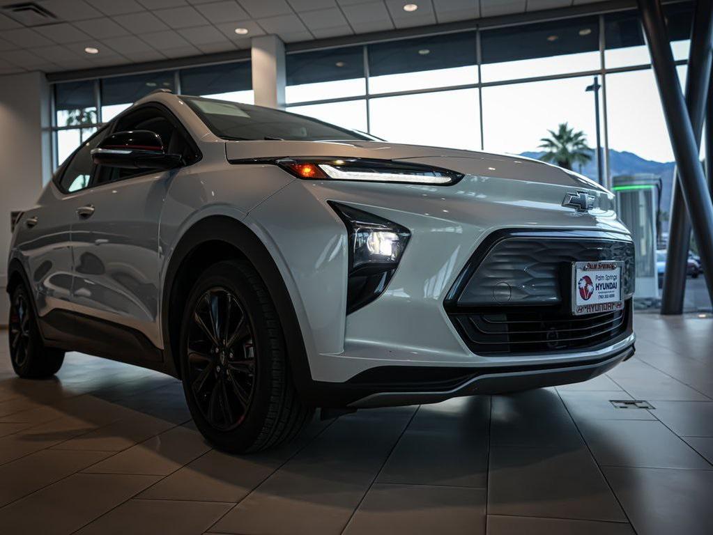 used 2023 Chevrolet Bolt EUV car, priced at $20,000