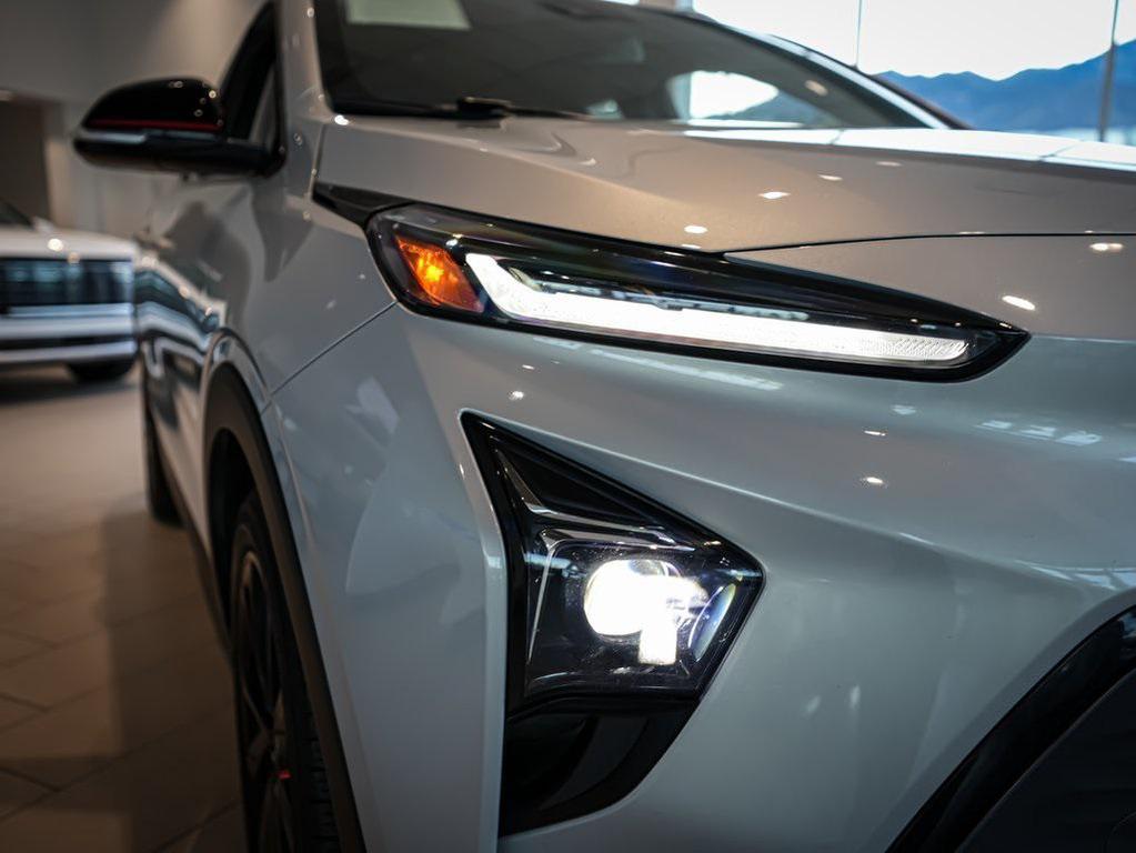 used 2023 Chevrolet Bolt EUV car, priced at $20,000