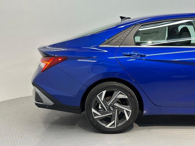 new 2024 Hyundai Elantra HEV car, priced at $31,015