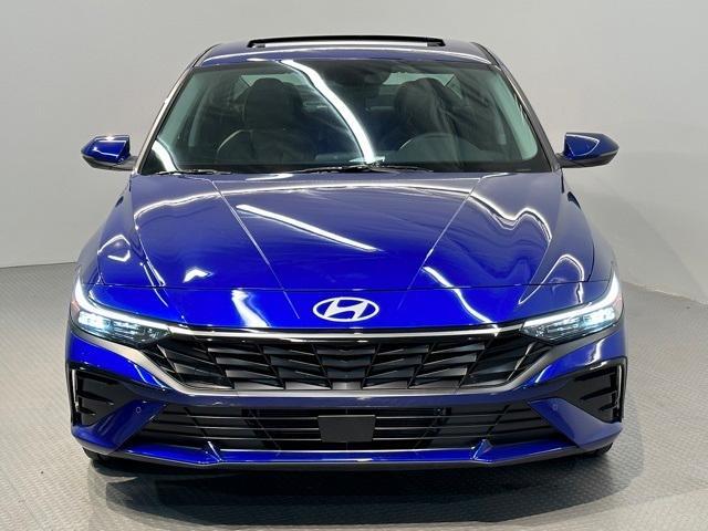 new 2024 Hyundai Elantra HEV car, priced at $31,015