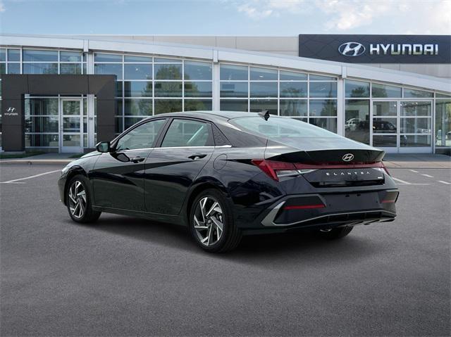 new 2025 Hyundai Elantra car, priced at $31,185