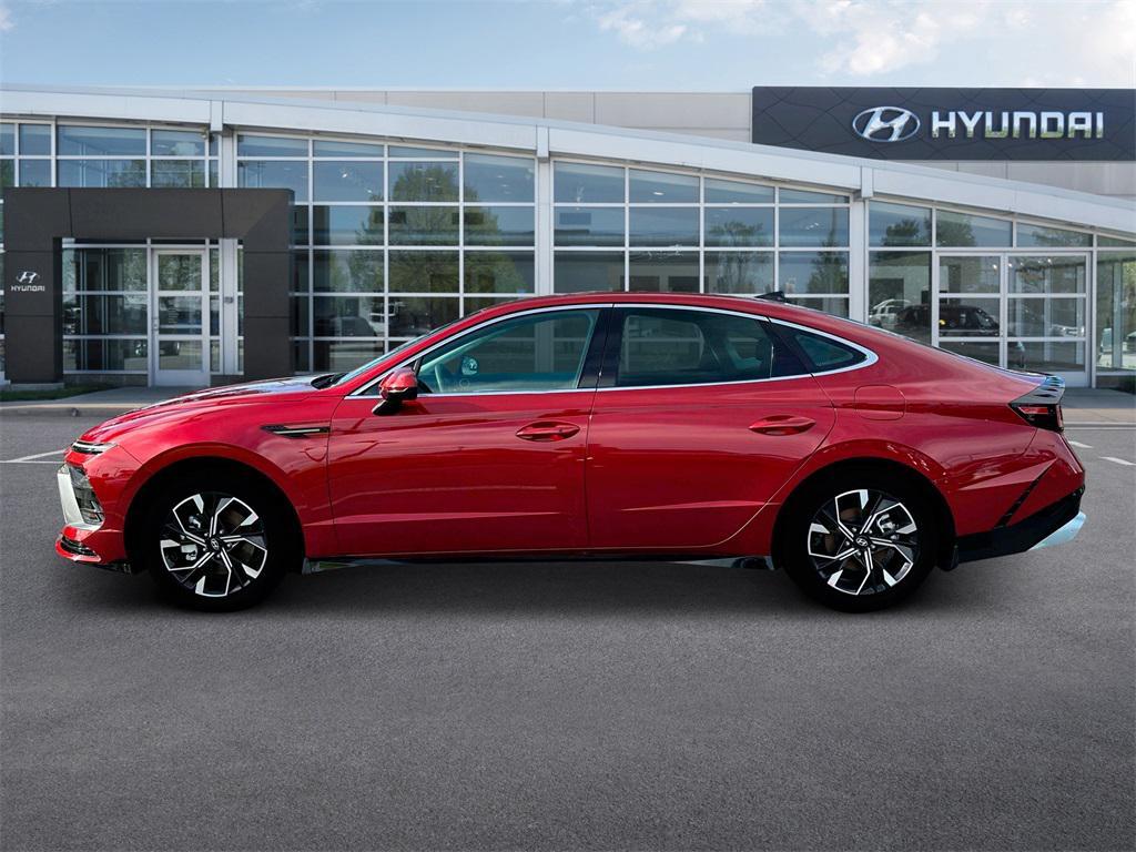new 2025 Hyundai Sonata car, priced at $28,575