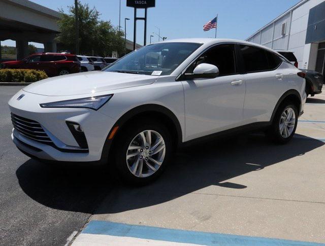 new 2025 Buick Envista car, priced at $25,690