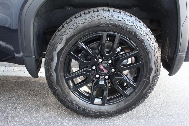 new 2025 GMC Sierra 1500 car, priced at $64,105